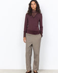 Hochgeschnittenes Longshirt mit Spitze in Aubergine