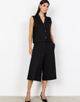 Weite 3/4 Hose mit Nadelstreifen