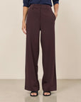 Schicke Anzugshose mit weitem Bein in Aubergine