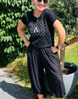 Pumphose mit plissiertem Design in Schwarz