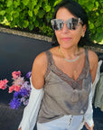 Top mit Spitze in Satinoptik Gr. XS-L