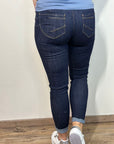 Jeans 10B dunkle Waschung