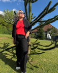 Schwarze Jeans mit Kontrastnähten T6023