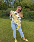Mini Flare Jeans mit Strass-Detail T298