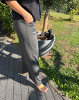 Banu Hose in Anthrazit