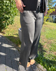 Banu Hose in Anthrazit