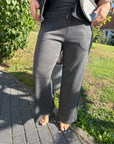 Banu Hose in Anthrazit
