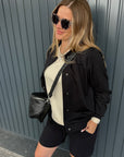 Banu Jacke mit Knöpfen in Schwarz