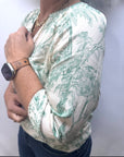 Bluse mit belebtem Druck