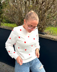 Herzchen-Pullover in Weiß