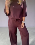 Banu Shirt mit hohem Ausschnitt in Aubergine