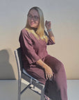Banu Shirt mit hohem Ausschnitt in Aubergine