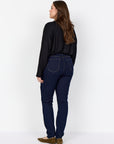 feine Jeans mit klassischen Details
