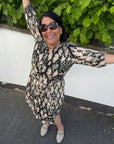 Viskose Kleid mit abstraktem Print
