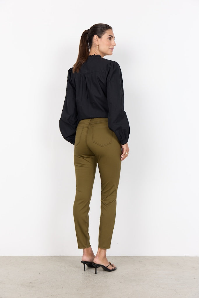 feine Hose in olive