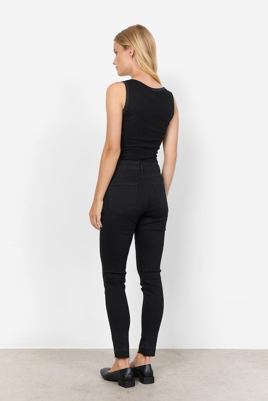 klassisches Top in Schwarz