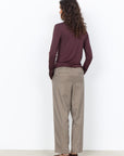 Hochgeschnittenes Longshirt mit Spitze in Aubergine