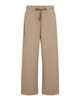 Banu Hose in hellem Camel