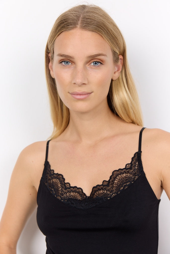 Top mit Spitze in Schwarz