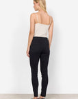 Top mit Spitze in Creme