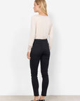 Langarmshirt mit Spitzendetails in Creme