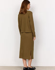 Strickjäckchen mit Schleifen in Olive