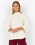 *Shirt Banu mit leichtem Kragen in creme