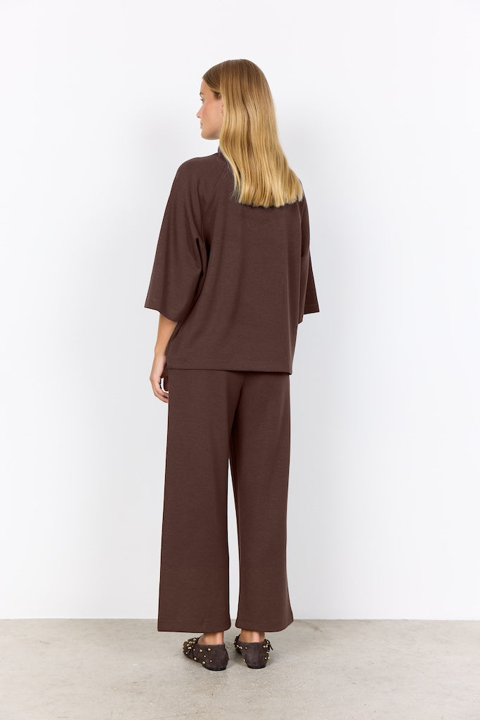 Banu Shirt mit 3/4 Ärmel und hohem Ausschnitt in braun