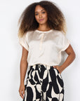 Kurzarm Glanz-Bluse in Beige