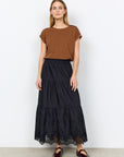 Shirt mit Knopfleiste an Schulter in Braun