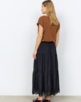 Shirt mit Knopfleiste an Schulter in Braun