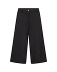Weite 3/4 Hose mit Nadelstreifen