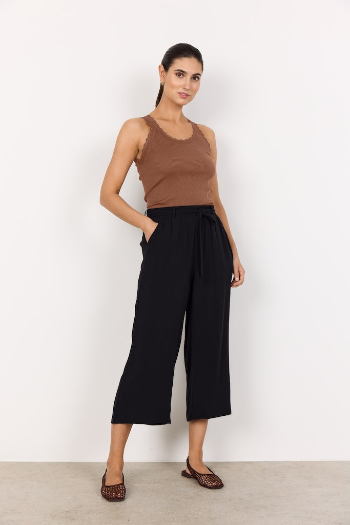 Ripptop mit Spitze in Toffee
