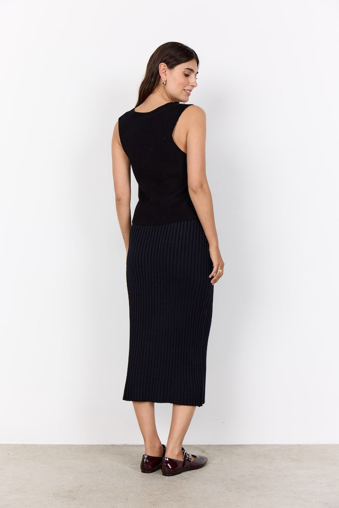 Strick-Rock in Schwarz