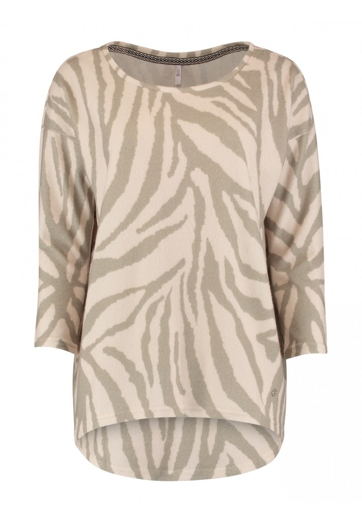 Plus Size Zebraprint Pullover