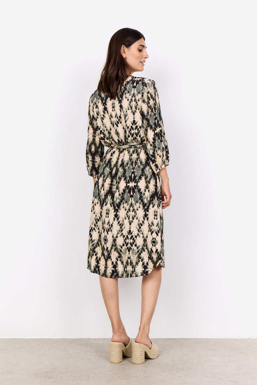 Viskose Kleid mit abstraktem Print