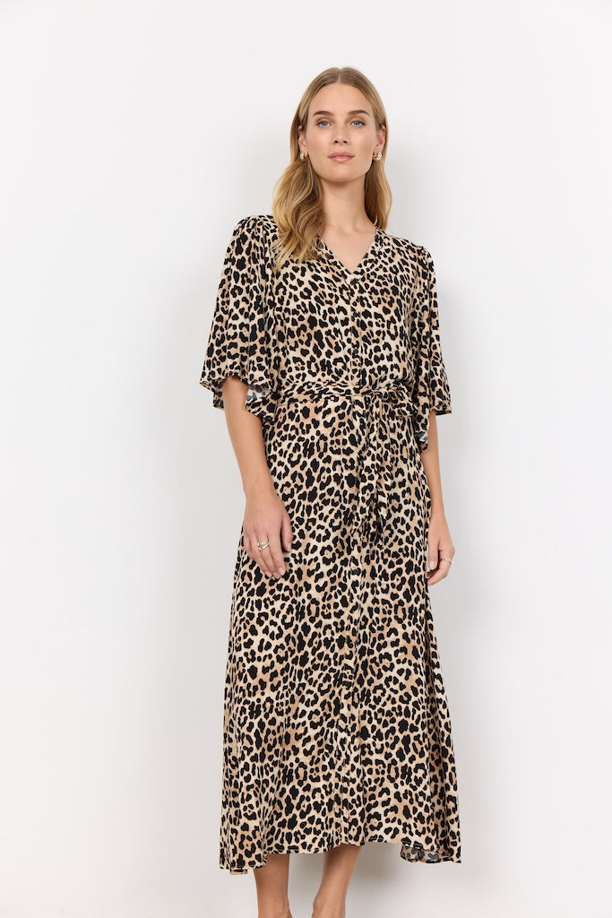 Langes Kleid mit Leoprint