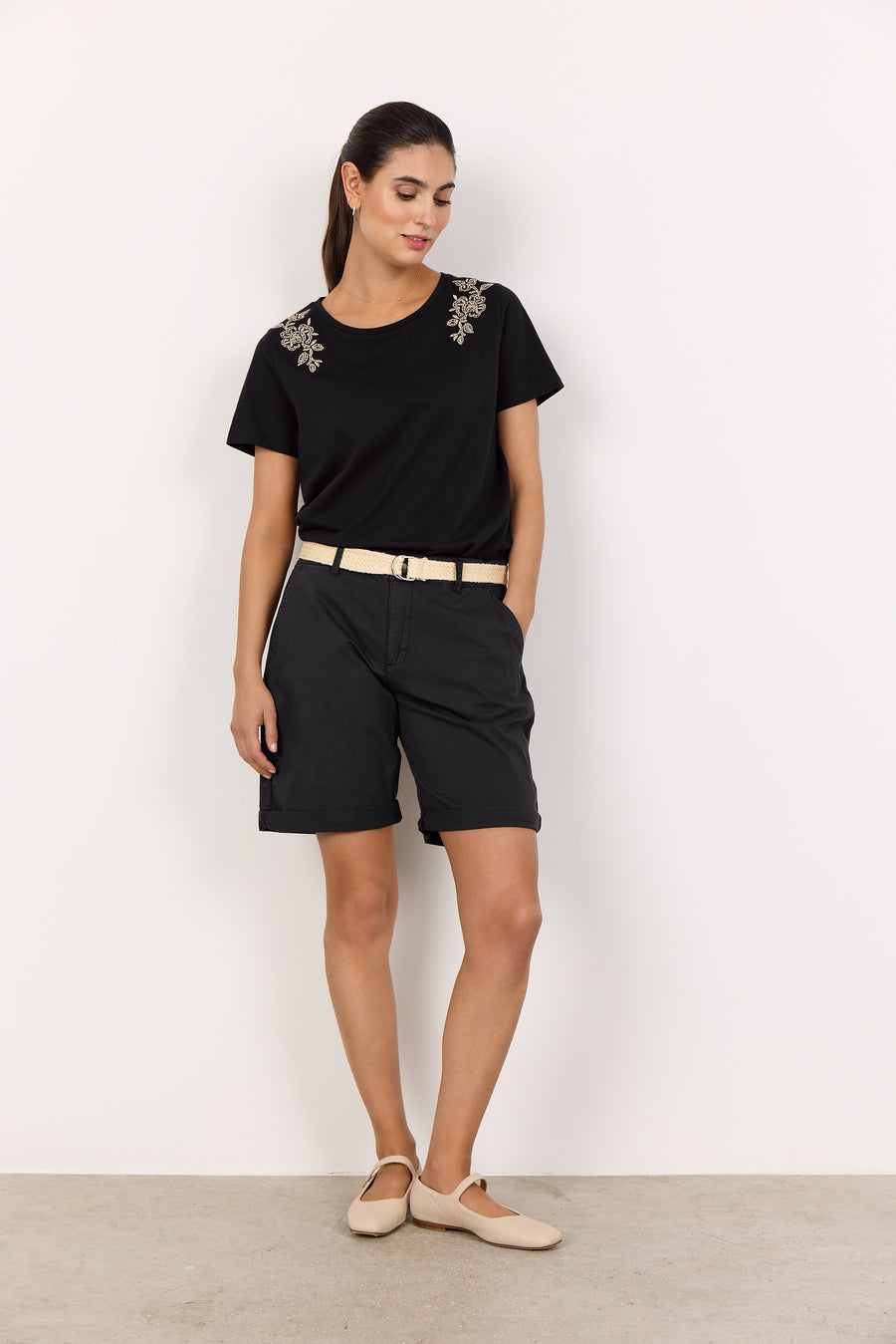 Shorts mit Gürtel