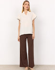 Bluse mit Rüschen-Details in Creme