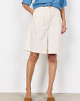 Weite Shorts in Beige