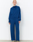 Pullover mit locker fallendem Ausschnitt in Blau