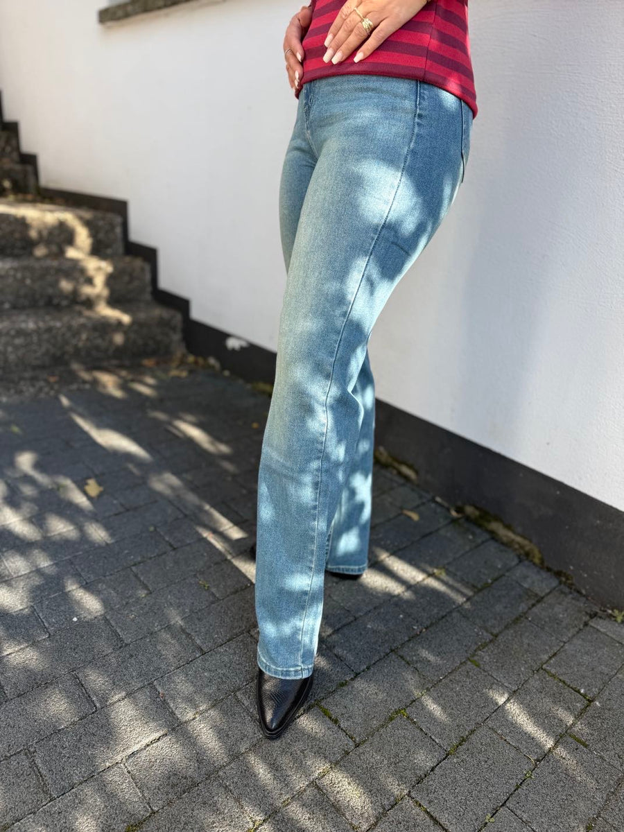 Y33 Mittelblaue Wide Leg Jeans High Waist