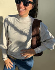 Leichter Pullover mit Puffärmeln in Creme