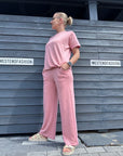 Banu Hose lang in rosa