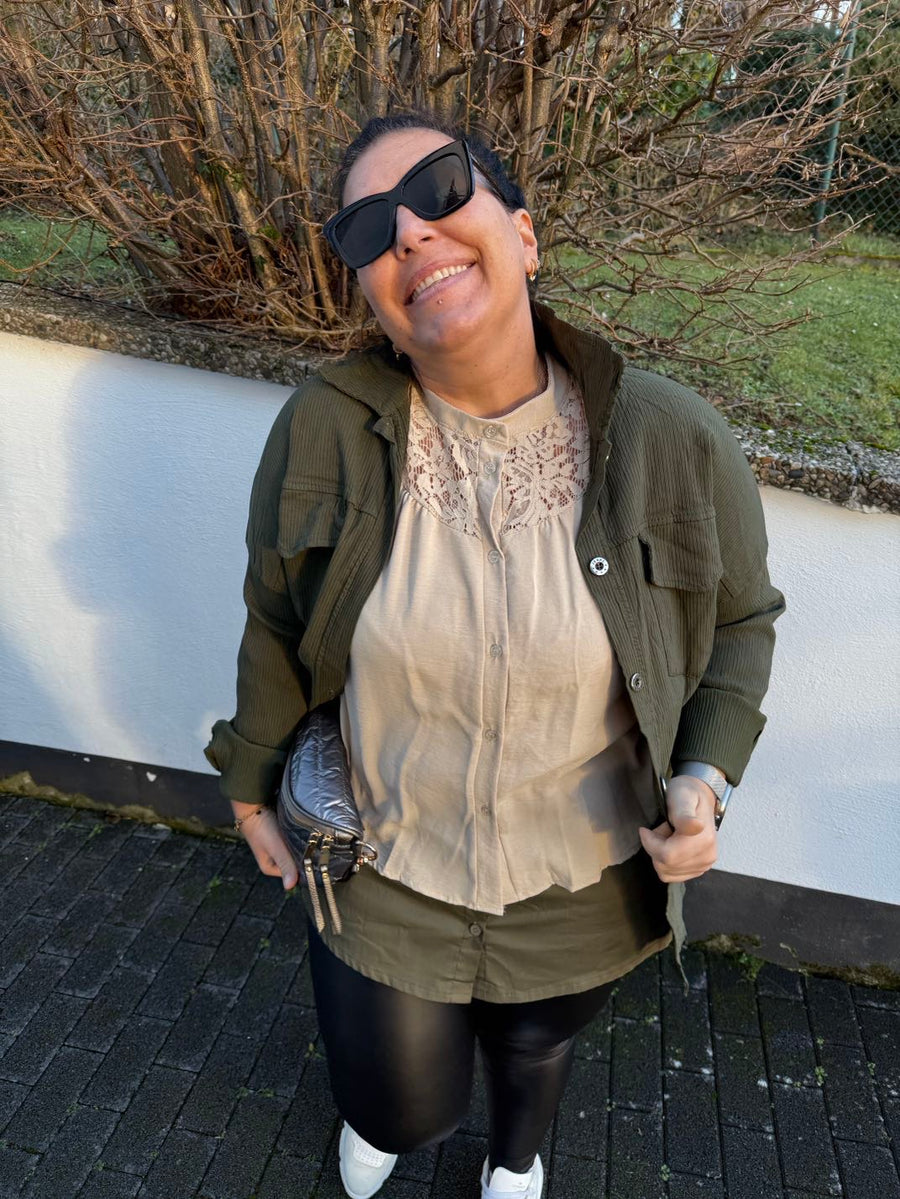 Hemdjacke mit Ripp-Optik in Khaki