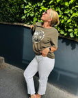 Plus Size Shirt mit Print in Khaki