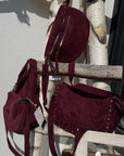 schicke Taschen in verschiedenen Formen in Bordeaux