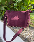 schicke Taschen in verschiedenen Formen in Bordeaux