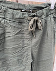 Jogg Pants mit Glitzer-Bändel in Dunkelgrün