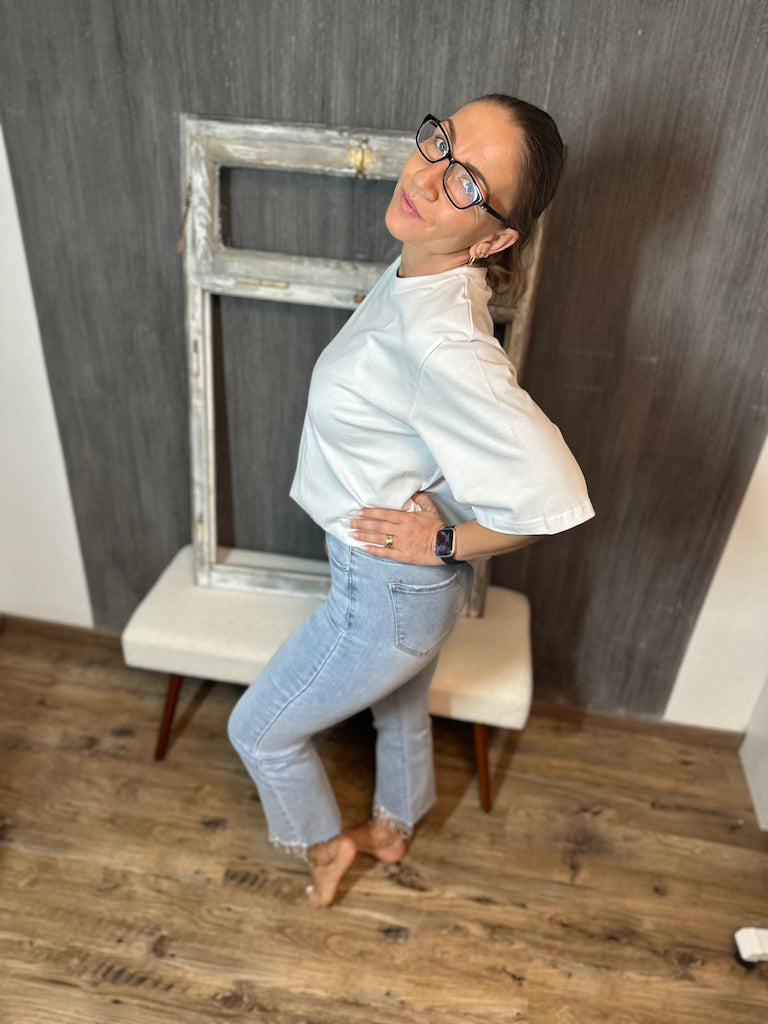 Trendige Jeans mit Glitzer-Verzierungen